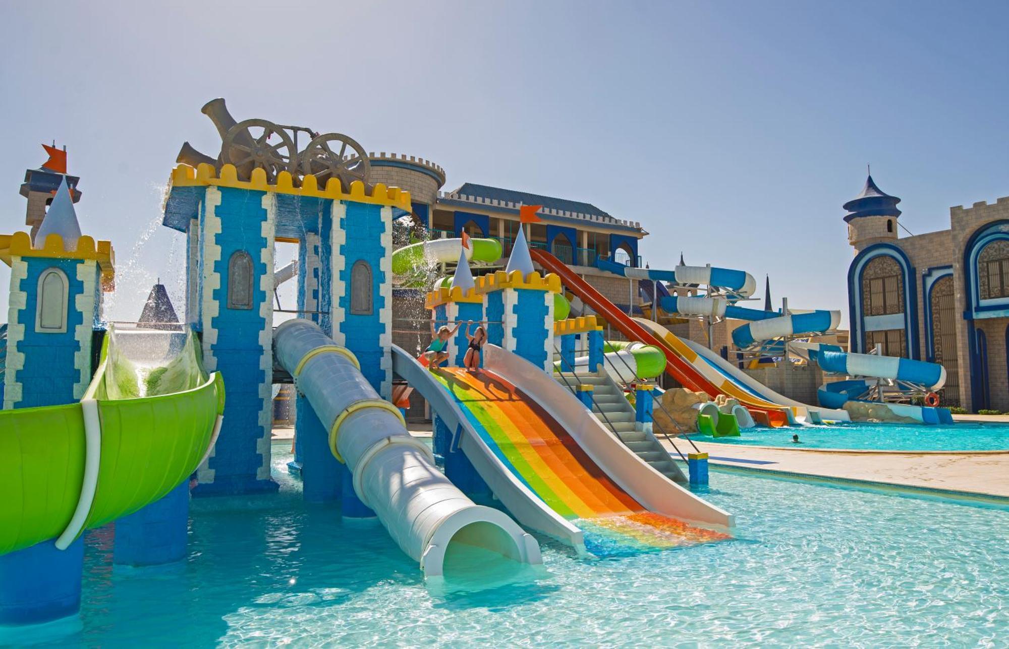 Buki-gravity-homes: Beachfront Luxury In Sahl Hasheesh Hurghada